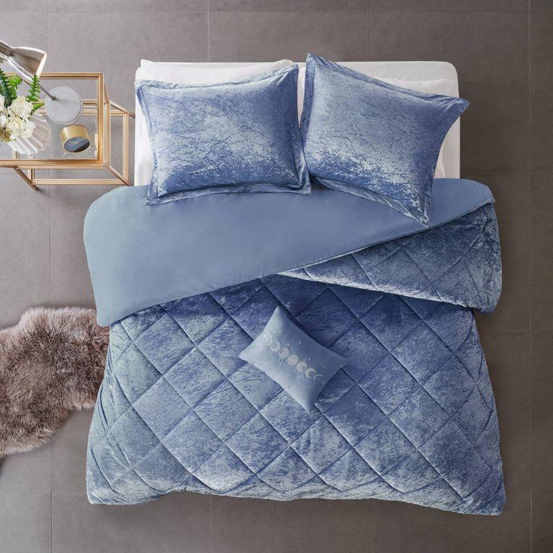 Felicia Crushed Velvet Quilted Duvet Set with Throw Pillow