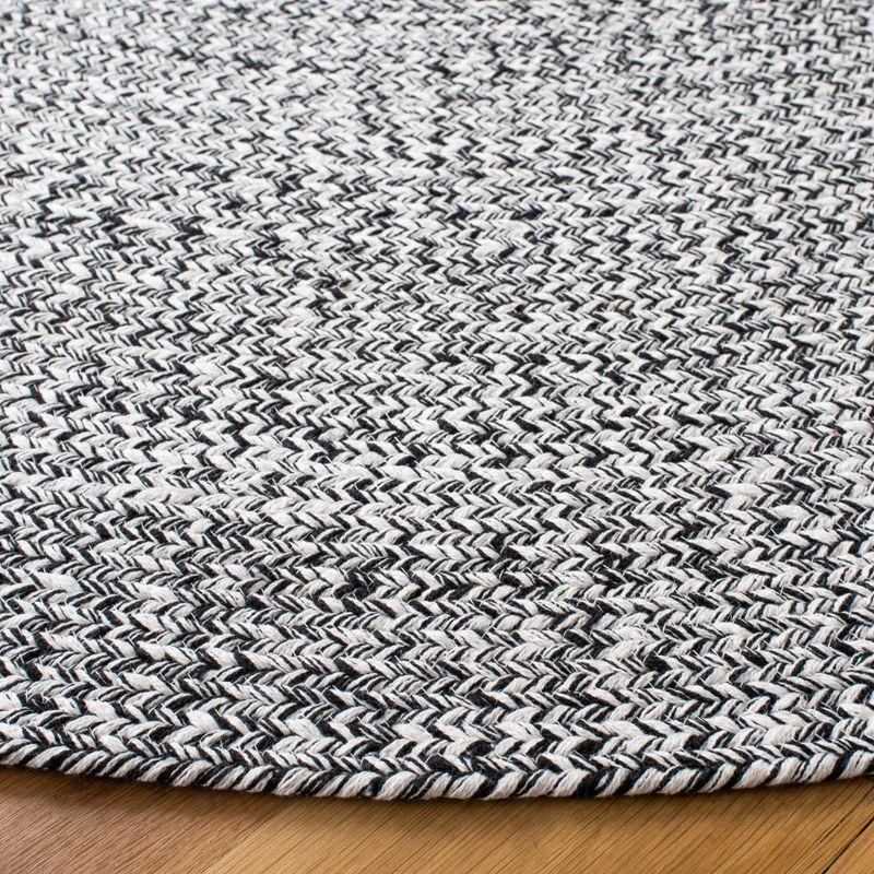 Handwoven Ivory & Black Cotton Braided 5' Round Rug