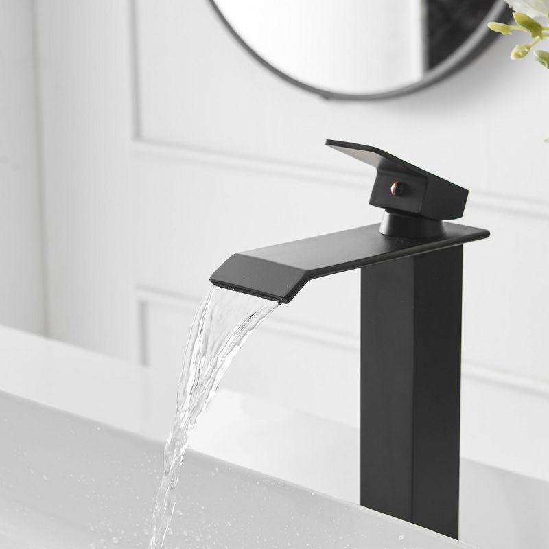 Vessel Sink Faucet Single-handle Bathroom Faucet with Drain Assembly