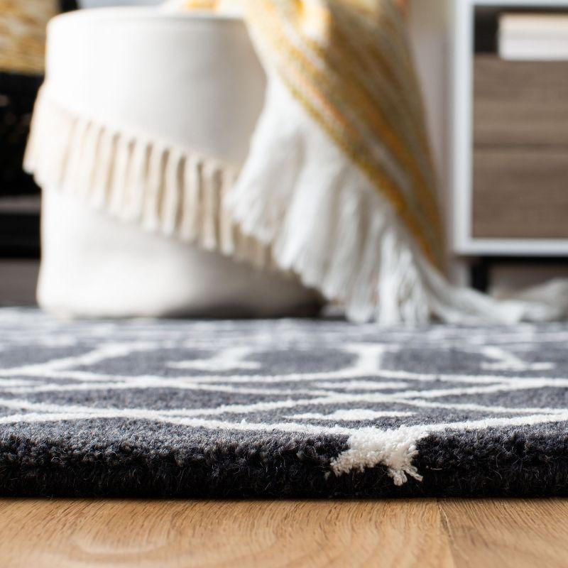 Himalaya HIM903 Handmade Area Rug - 8'x10' - Dark Grey/Ivory - Safavieh