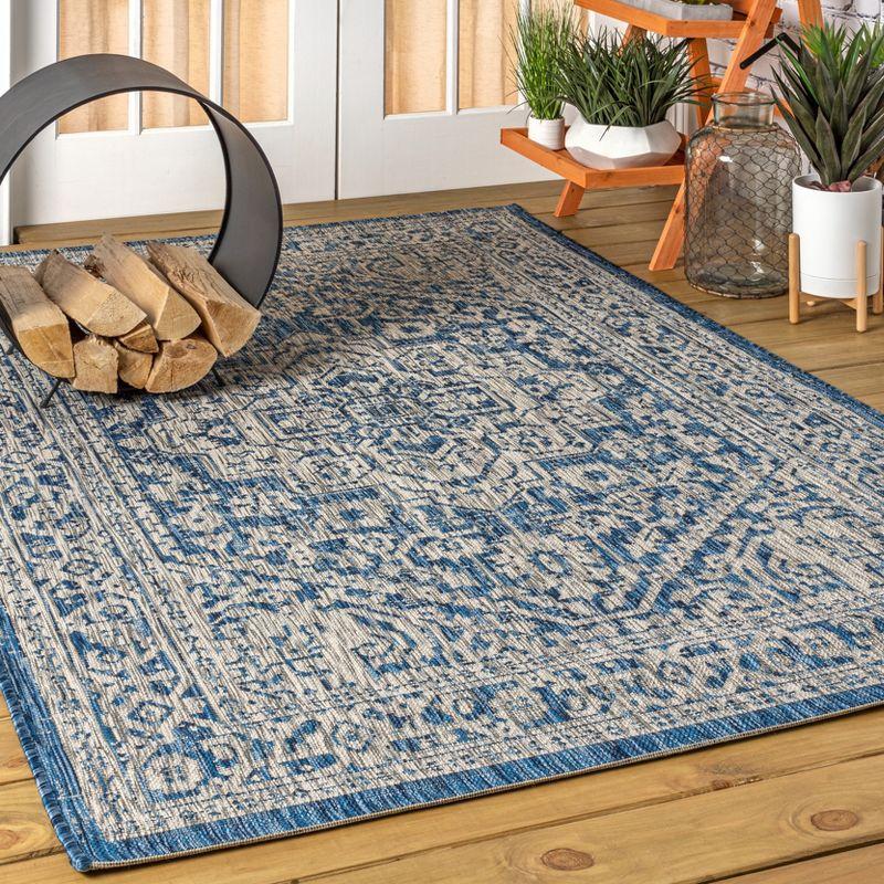 3'x5' Sinjuri Medallion Textured Weave Indoor/Outdoor Area Rug, Navy/Gray - JONATHAN Y