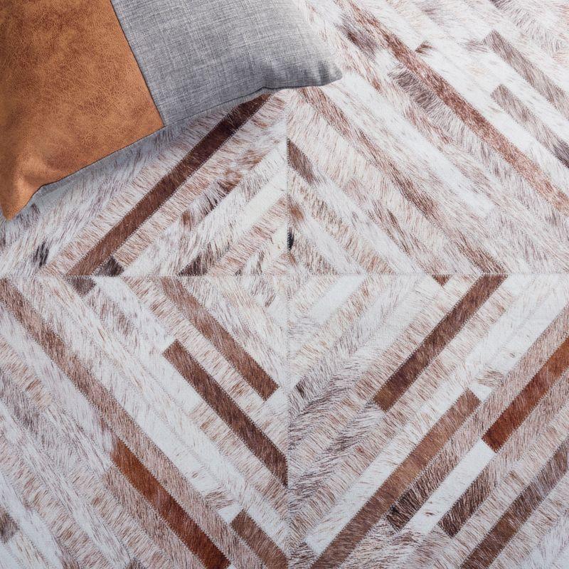 Faux Hide FAH526 Power Loomed Machine Washable Indoor Area Rug - Beige/Brown - 4'x6' - Safavieh