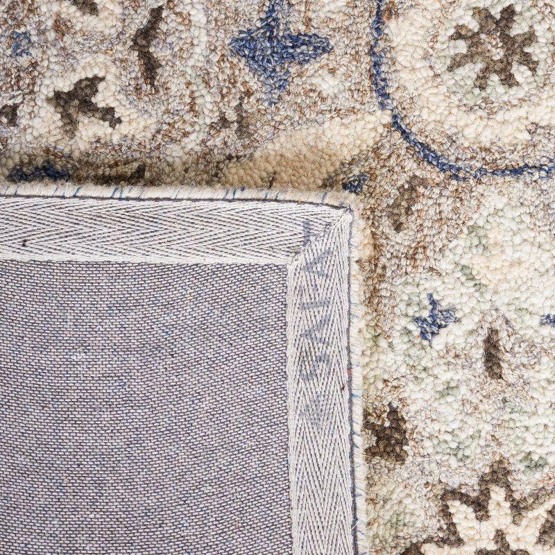 Aspen Chic Handmade Square Gray Wool Area Rug - 5' x 5'
