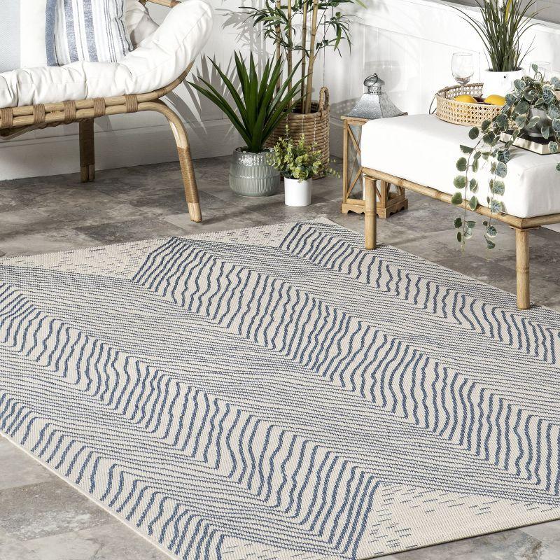 Coastal Breeze Blue Chevron 29'' Synthetic Runner Rug