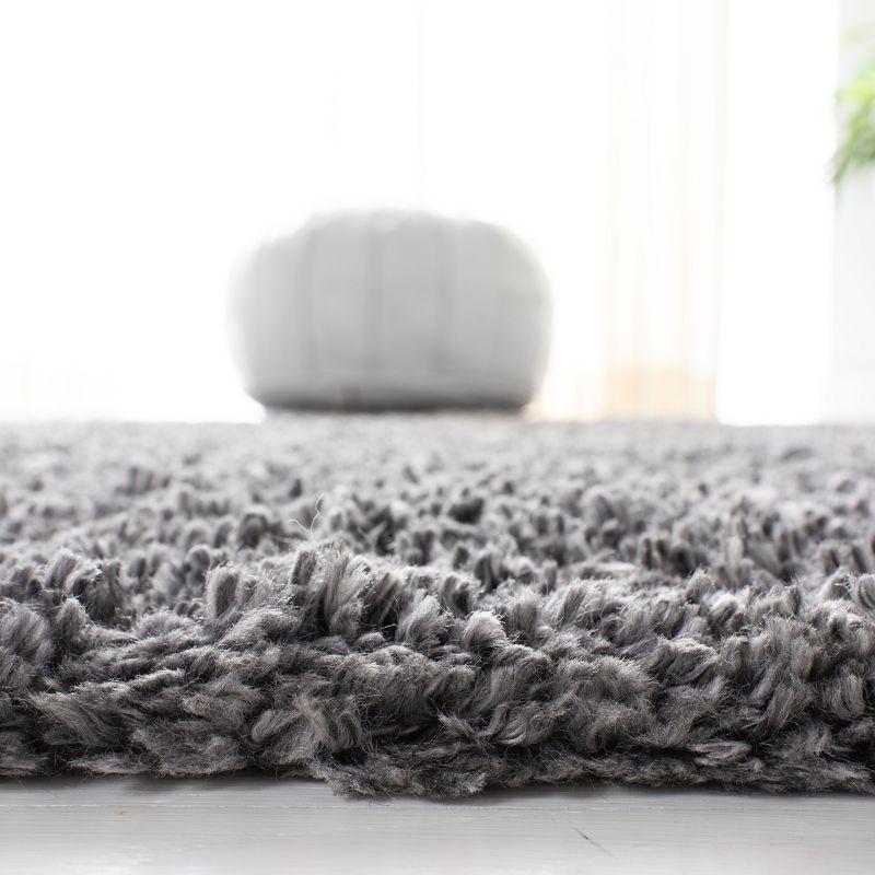 Fontana Shag 800 FNT800 Power Loomed Indoor Area Rug - Silver - 5'3"x7'6" - Safavieh