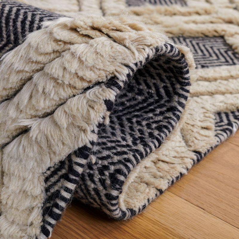 Kenya KNY805 Hand Knotted Area Rug - Ivory/Black - 8'9"x11'9" - Safavieh.