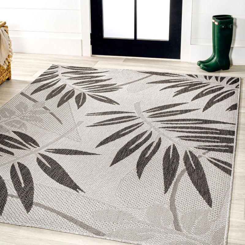 8' x 10' Havana Tropical Palm Leaf Indoor/Outdoor Area Rug, Gray/Black - JONATHAN Y