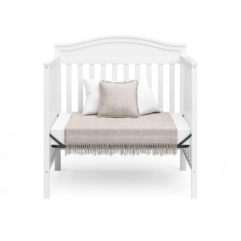 Graco Graco Stella 4-in-1 Mini Convertible Crib with Mattress