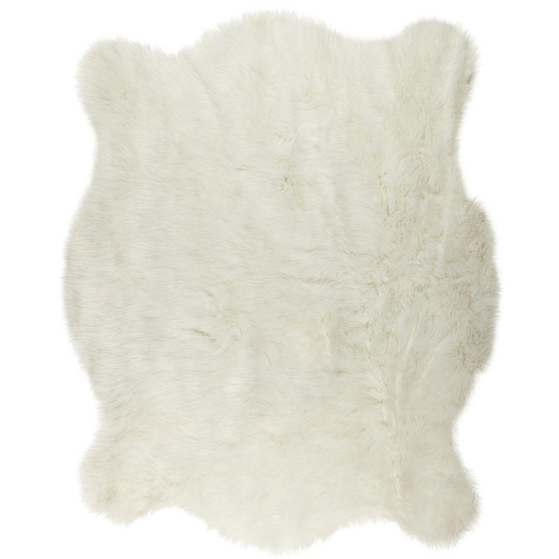 Luxe Classic Faux Hide Rug | Polar bear | 5.25'x7.5'
