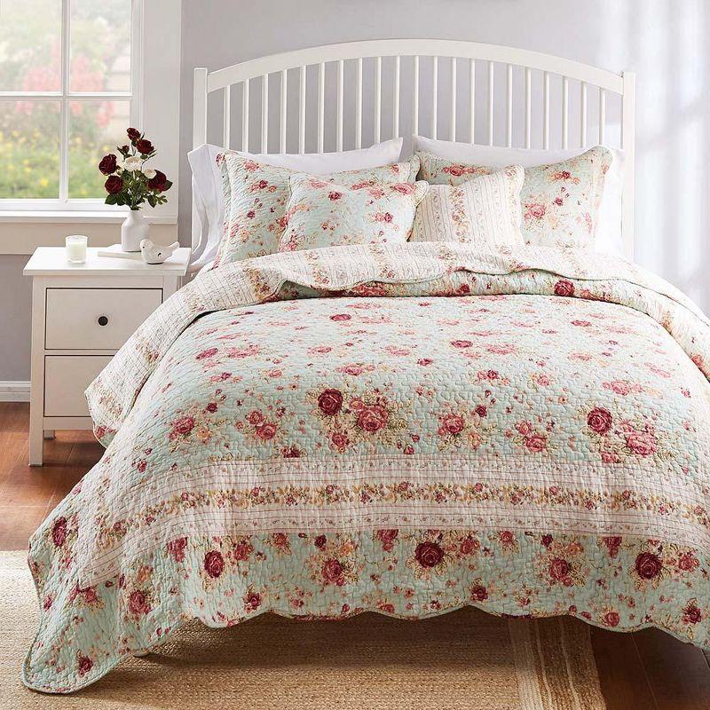 Greenland Home Fashions Antique Rose Cotton Reversible Quilt Set with Throw Pillows