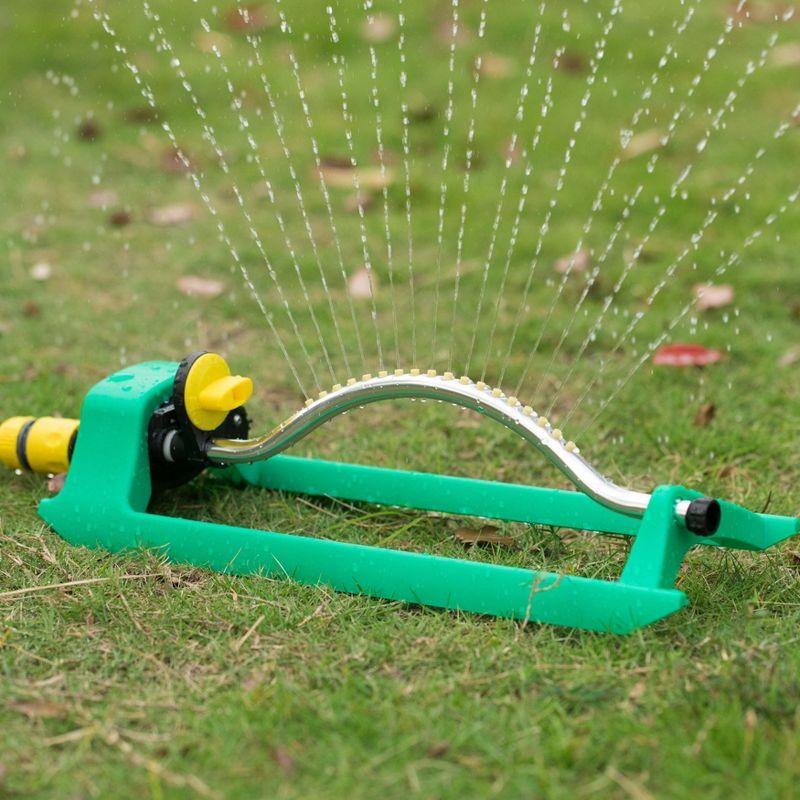 Green Plastic Oscillating Water Sprinkler with 18 Nozzle Jets