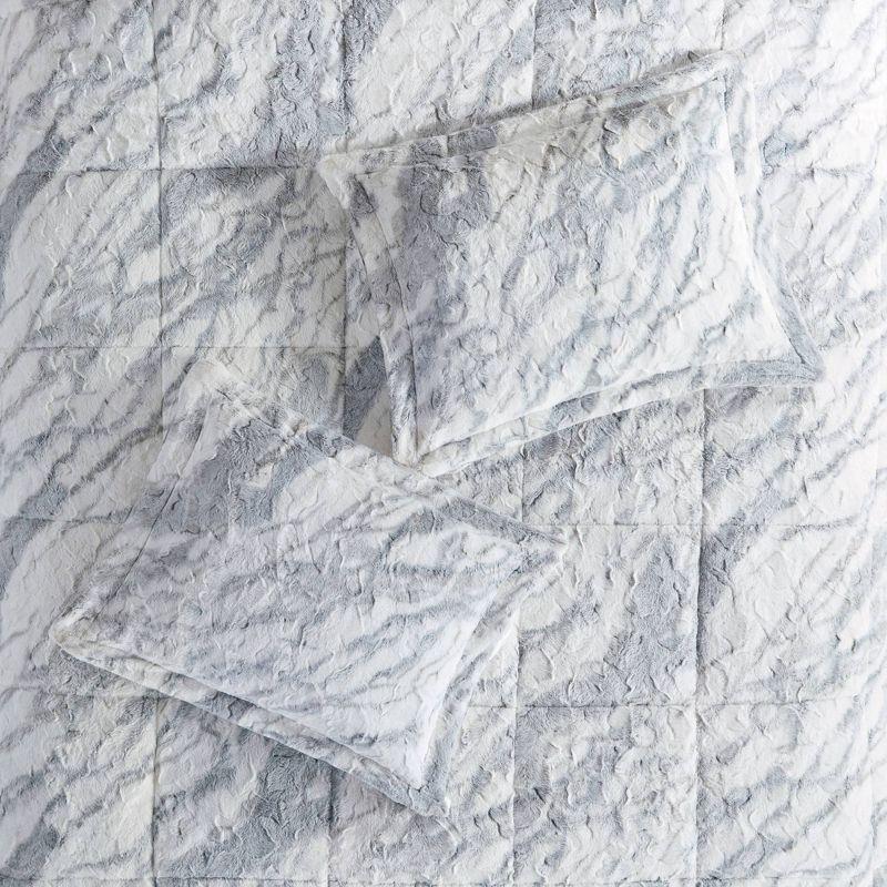 Lana Marble Faux Fur Comforter Set