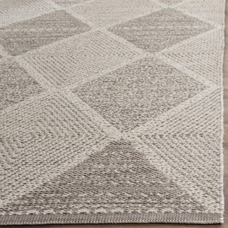 Montauk MTK822 Hand Woven Indoor Runner Rug - Grey - 2'3"x7' - Safavieh.