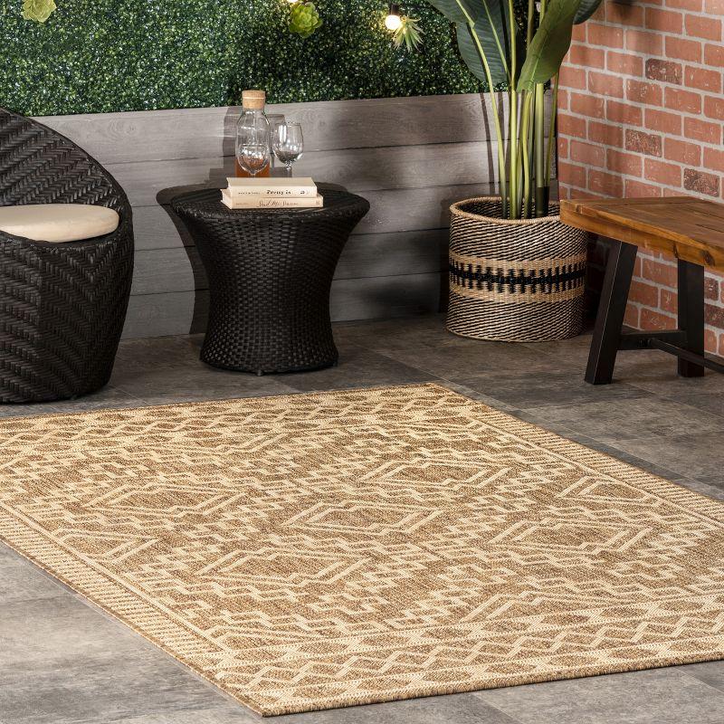 nuLOOM Cari Moroccan Global Indoor and Outdoor Area Rug