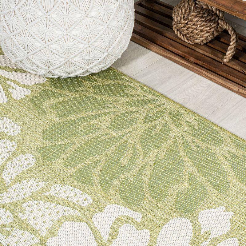 Sage Green and Cream Floral Flat Weave 5' Square Indoor/Outdoor Rug