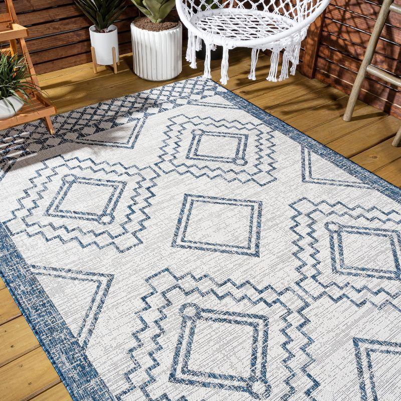 3'x5' Marokko Diamond  Medallion Indoor/Outdoor Area Rug, Ivory/Blue - JONATHAN Y