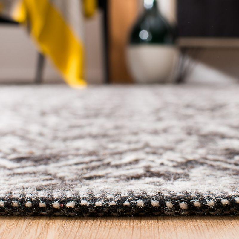 Kilim KLM401 Hand Woven Area Rug - Brown/Charcoal - 4'x6' - Safavieh