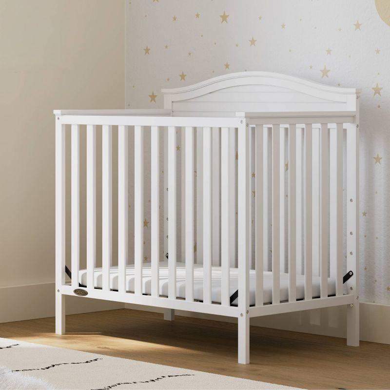 Graco Graco Stella 4-in-1 Mini Convertible Crib with Mattress