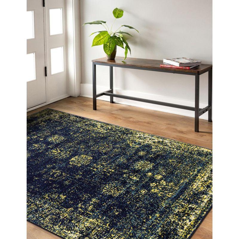 Unique Loom Sofia Casino Floral Indoor Woven Area Rug