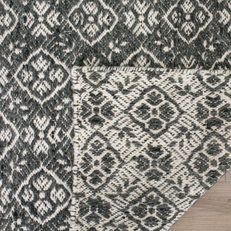 Ivory & Charcoal Handwoven Kilim Wool Rug 4' x 6'