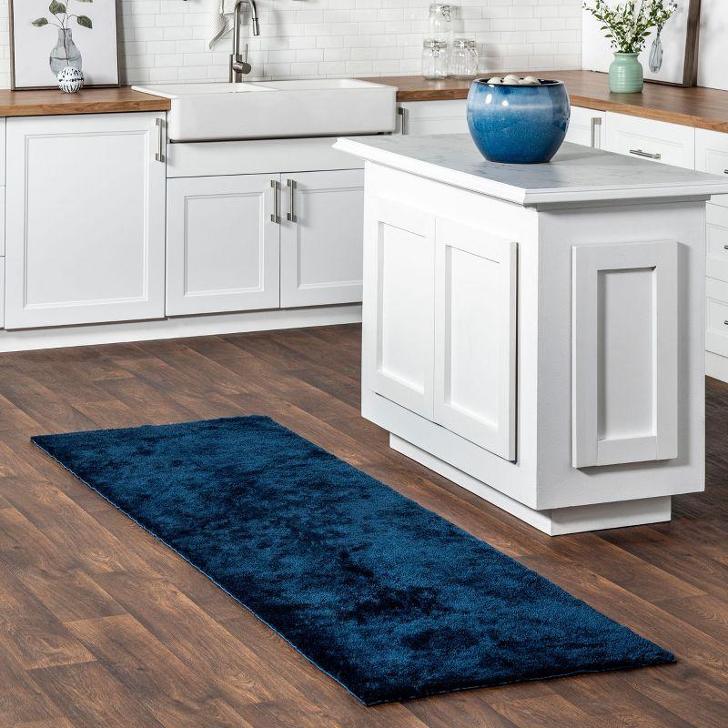 nuLOOM 2' x 10' Cozy Plush SuperiorWash Area Rug, Machine Washable, Non-Slip, Soft Fluffy Shag Carpet for Living Room Bedroom Nursery, Loni Navy