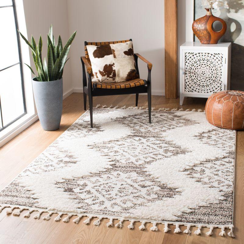 Moroccan Tassel Shag MTS652 Area Rug  - Safavieh