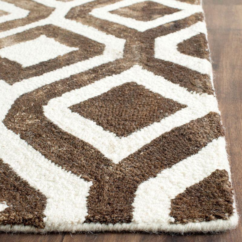 Dip Dye DDY679 Hand Tufted Indoor Area Rug - Ivory/Chocolate - 9'x12' - Safavieh