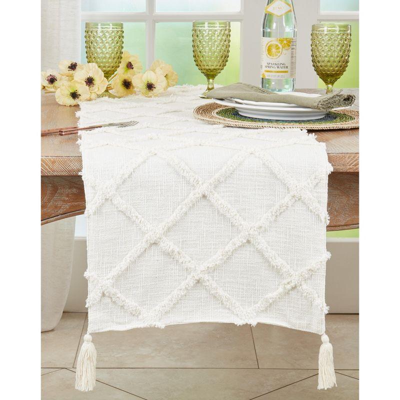 Saro Lifestyle Table Runner with Diamond Tufted Design