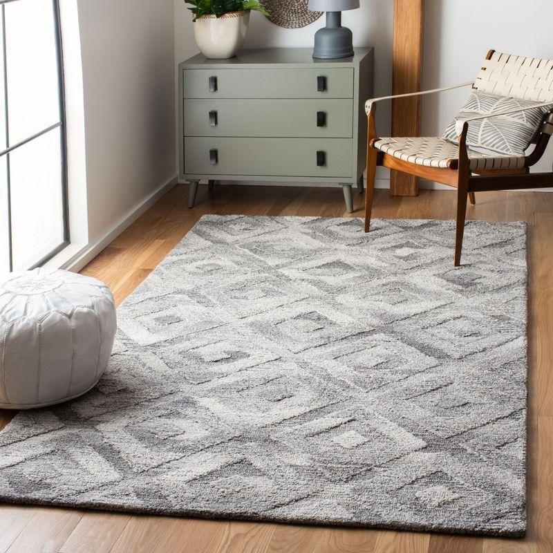 Gray Abstract Handmade Tufted Wool and Viscose Rug, 6' x 9'