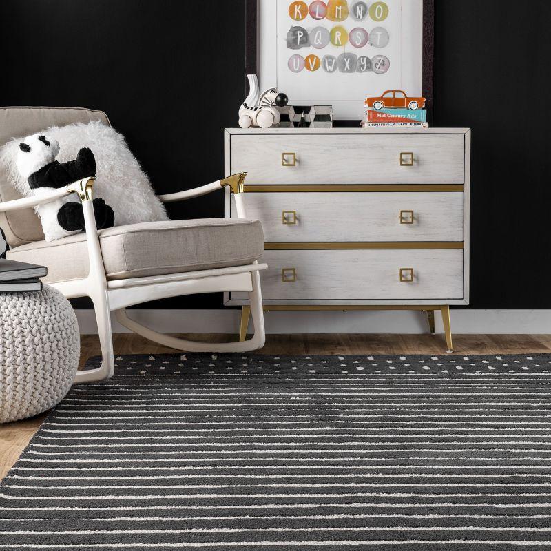 Nuloom Mandia Striped Wool Area Rug, 9' x 12', Charcoal
