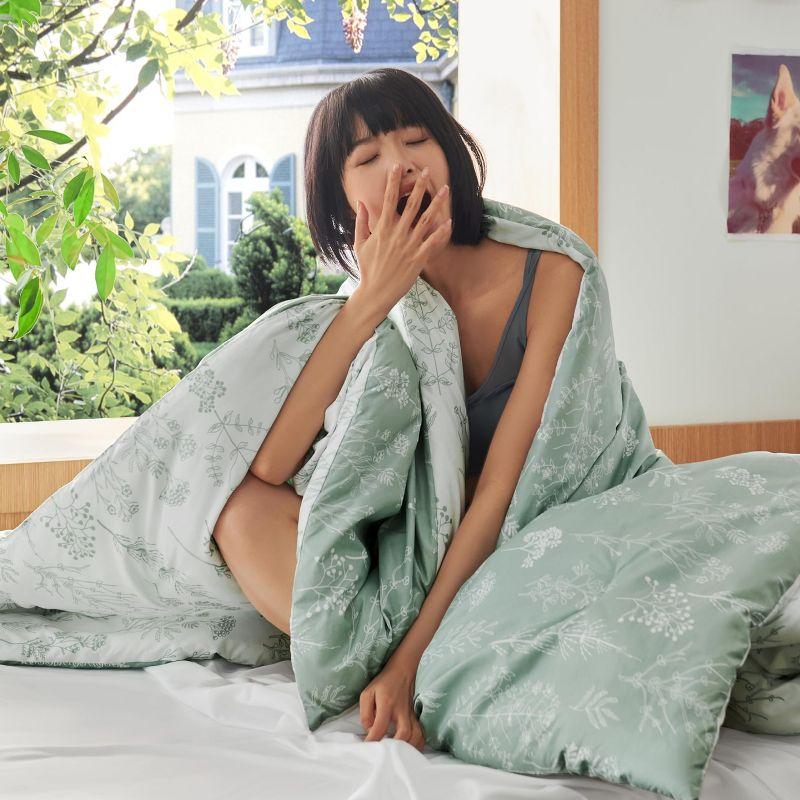 2 Pcs Floral Printed Reversible Sage Green Comforter Set Twin/Twin XL Size Soft Designed Plants Pattern Bedding Set - Bedsure