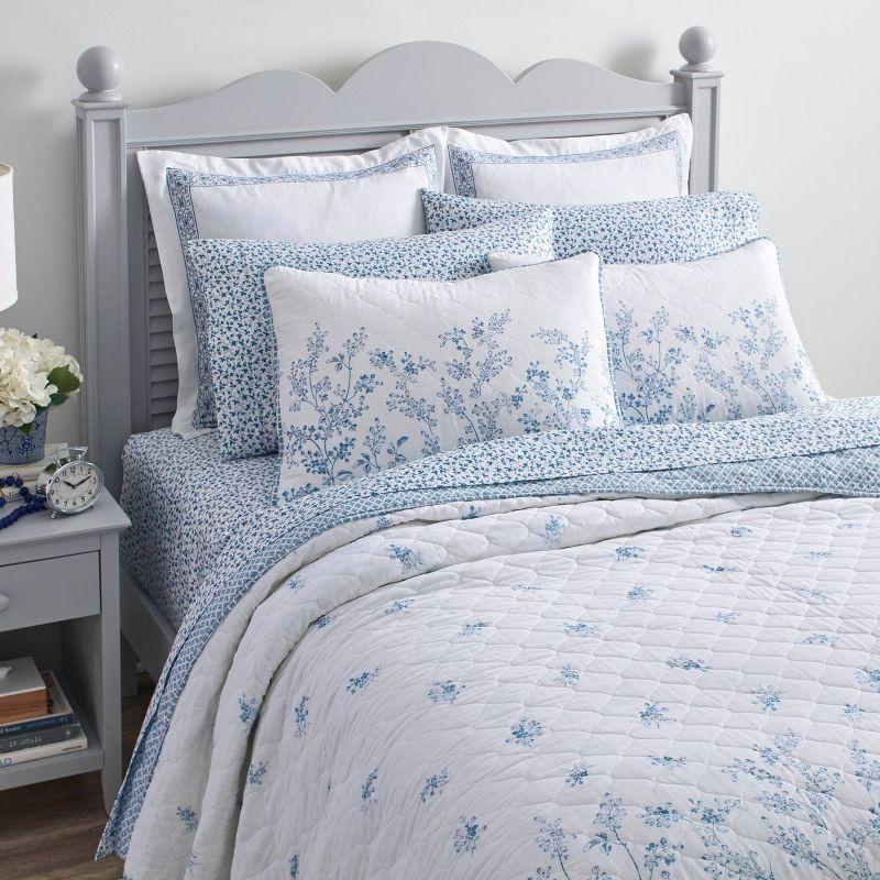 Flora Blue Cotton Reversible King Quilt Set