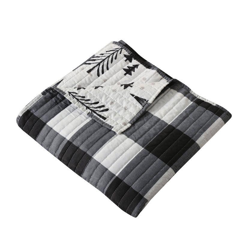 Northern Star Black and White Reversible Quilted Christmas Throw