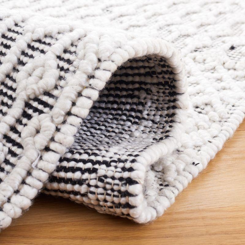 Casablanca CSB276 Hand Woven Indoor Area Rug - Black/Ivory - 5'x8' - Safavieh