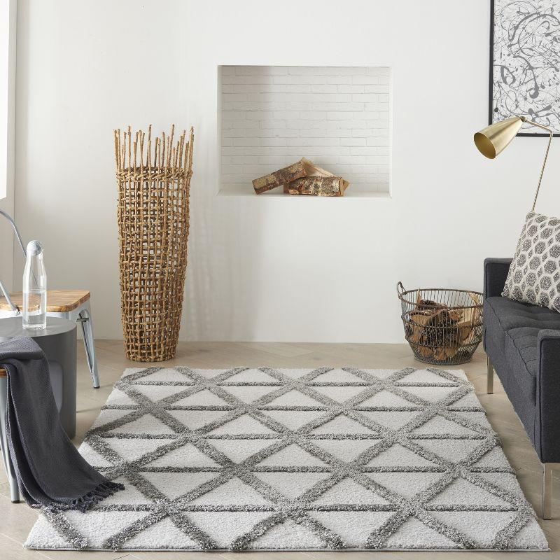 Modern Loft Gray High-Low Shag Area Rug, 5'3" x 7'3"