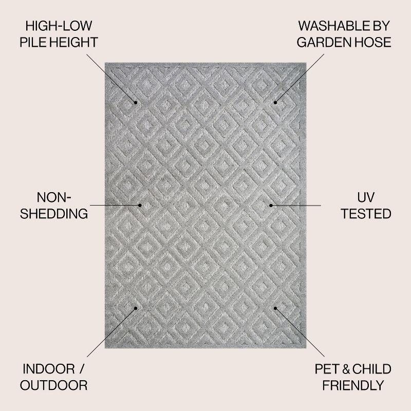 5' x 5' Portmany Neutral Diamond Trellis Indoor/Outdoor Area Rug, Light Gray - JONATHAN Y