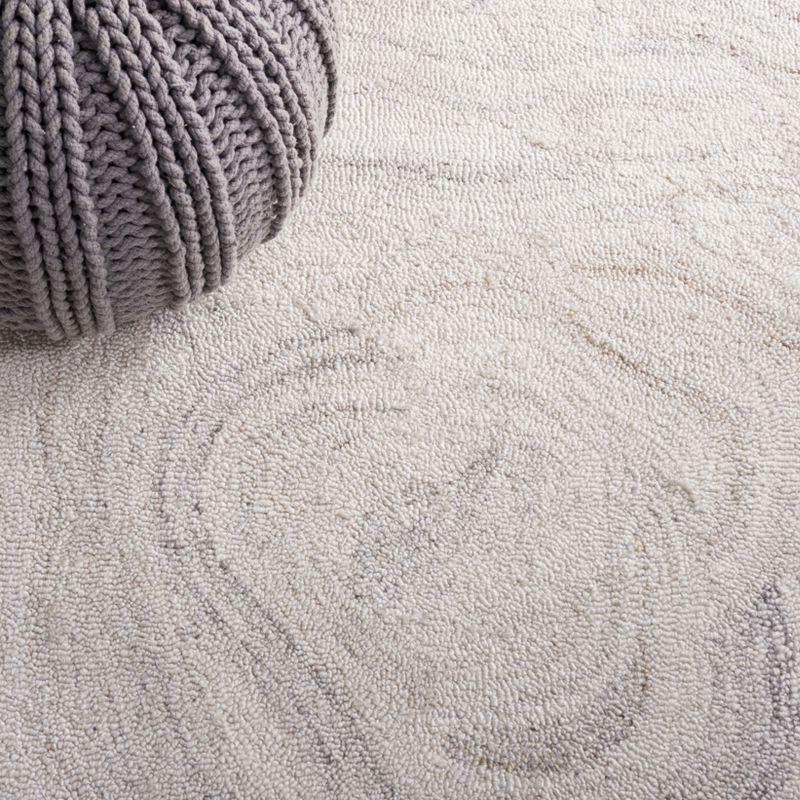 Abstract ABT148 Handmade Indoor Area Rug - Light Gray/Beige - 6'x6' - Safavieh