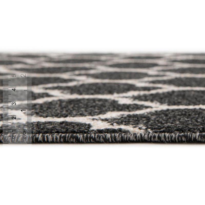 Unique Loom Trellis Collection Area Rug - Philadelphia (6' 1" x 9' Rectangle Black/Beige)