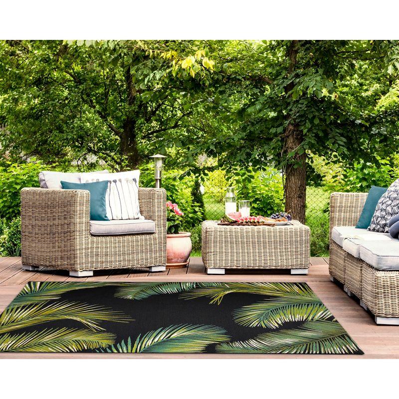 Liora Manne Marina Palm Border Indoor/Outdoor Rug Black 8'10" x 11'9"