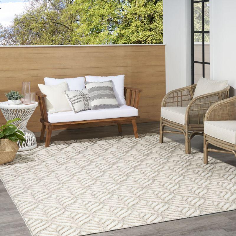 Nourison Aloha Tropical Palm Flatweave High-Low Indoor Outdoor Area Rug Ivory Grey 5'3" x 7'5"