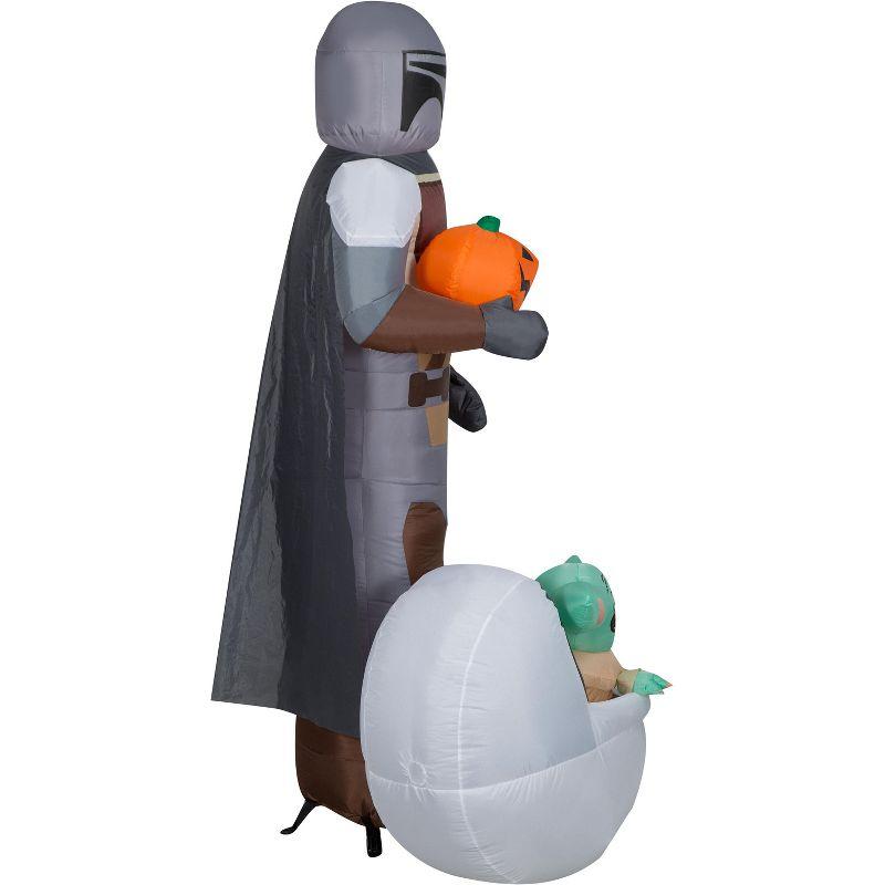 Star Wars Airblown Inflatable The Mandalorian and Grogu™ in Pod, 6.5 ft Tall, Grey