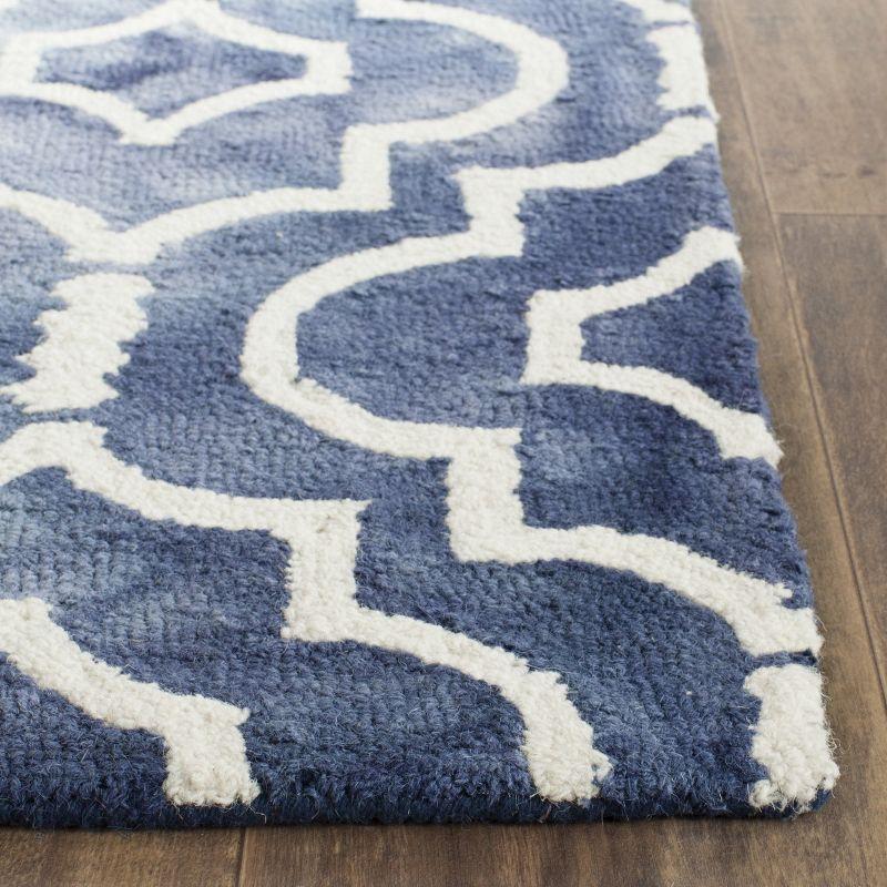 Dip Dye DDY538 Hand Tufted Indoor Area Rug - Navy/Ivory - 4'x6' - Safavieh