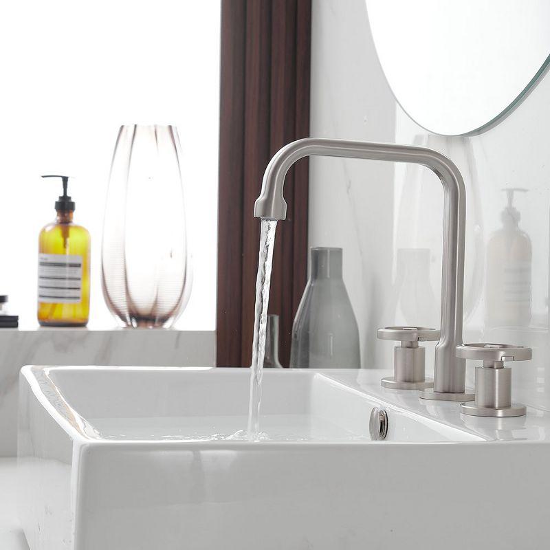 Widespread Single-handle Bathroom Faucet with Drain Assembly