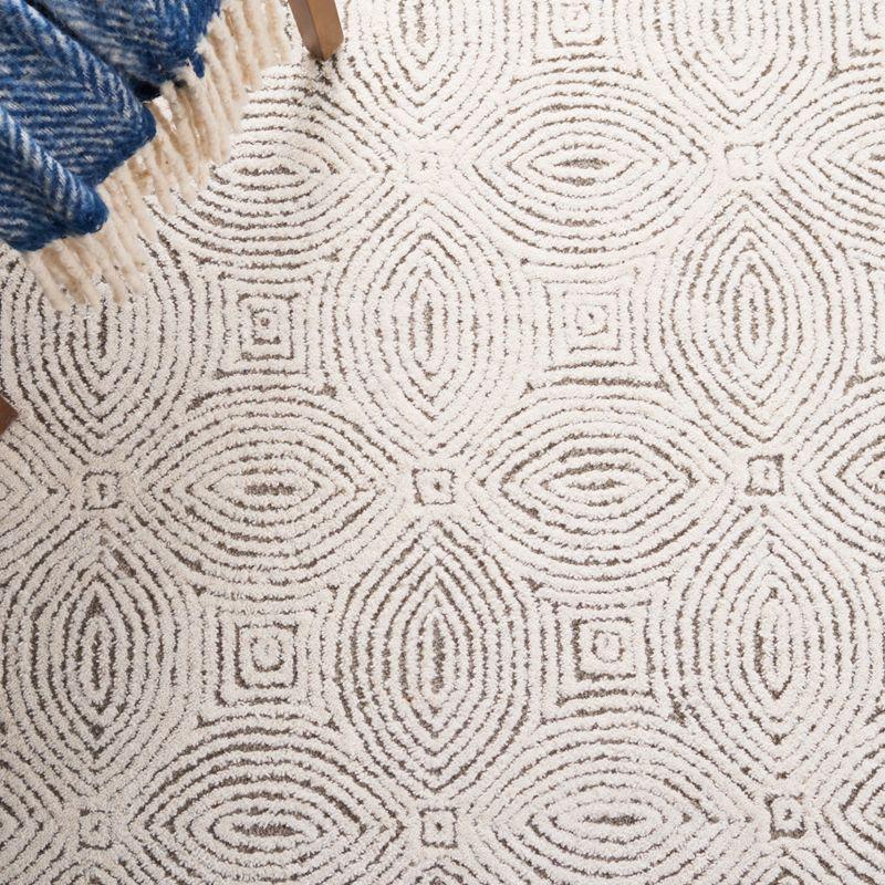 Abstract ABT575 Handmade Indoor Runner - Beige/Ivory - 2'-3"x9' - Safavieh