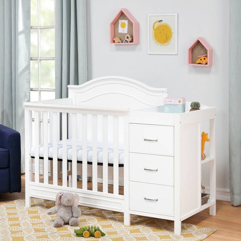 DaVinci Charlie 4-in-1 Convertible Mini Crib & Changer