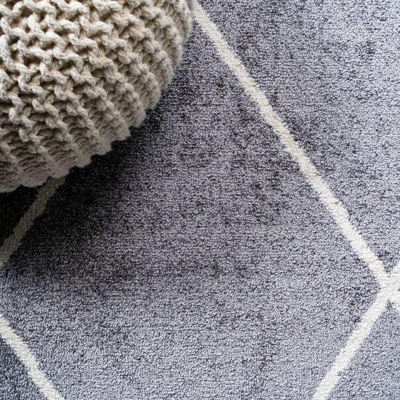 4'x6' Cole Minimalist Diamond Trellis Area Rug, Gray/White - JONATHAN Y