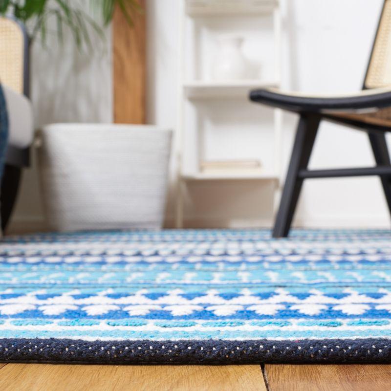 Montauk MTK451 Hand Woven Area Rug - Blue/Ivory - 4'x6' - Safavieh.