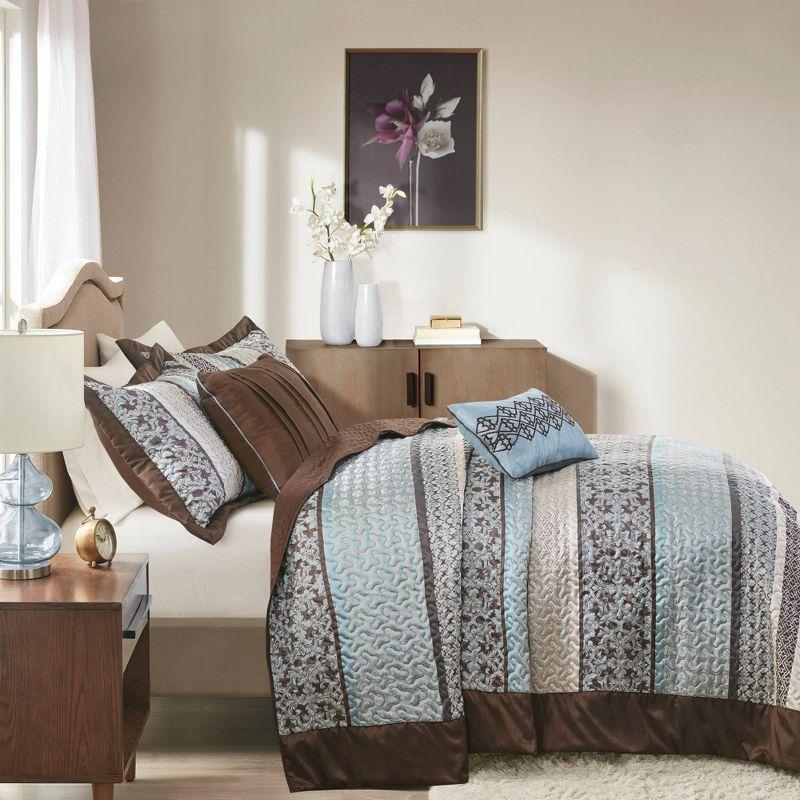 Princeton Queen-Size Reversible Jacquard Bedspread Set in Blue