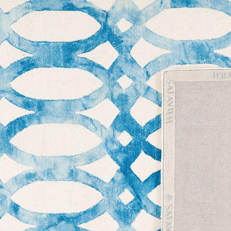 Amekia Geometric Handmade Tufted Ivory/Blue Area Rug