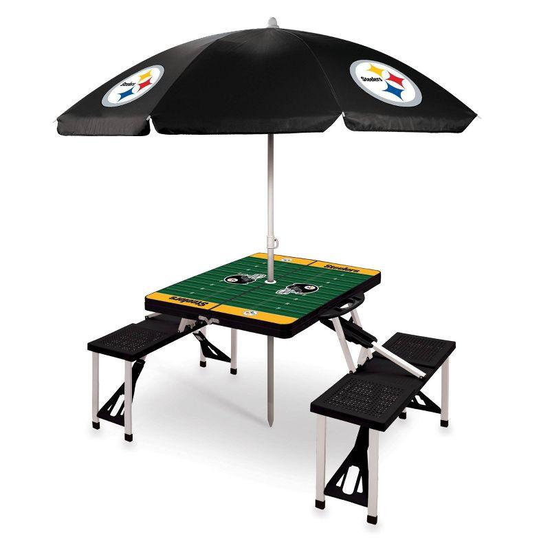 ONIVA™ NFL Patio Dining Set with Rectangular Table